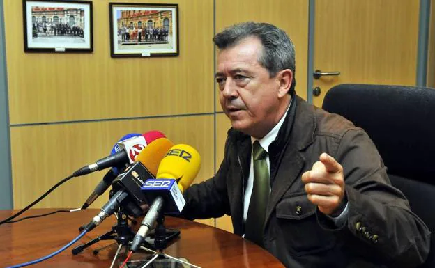 El alcalde de Linares se presenta a las elecciones municipales