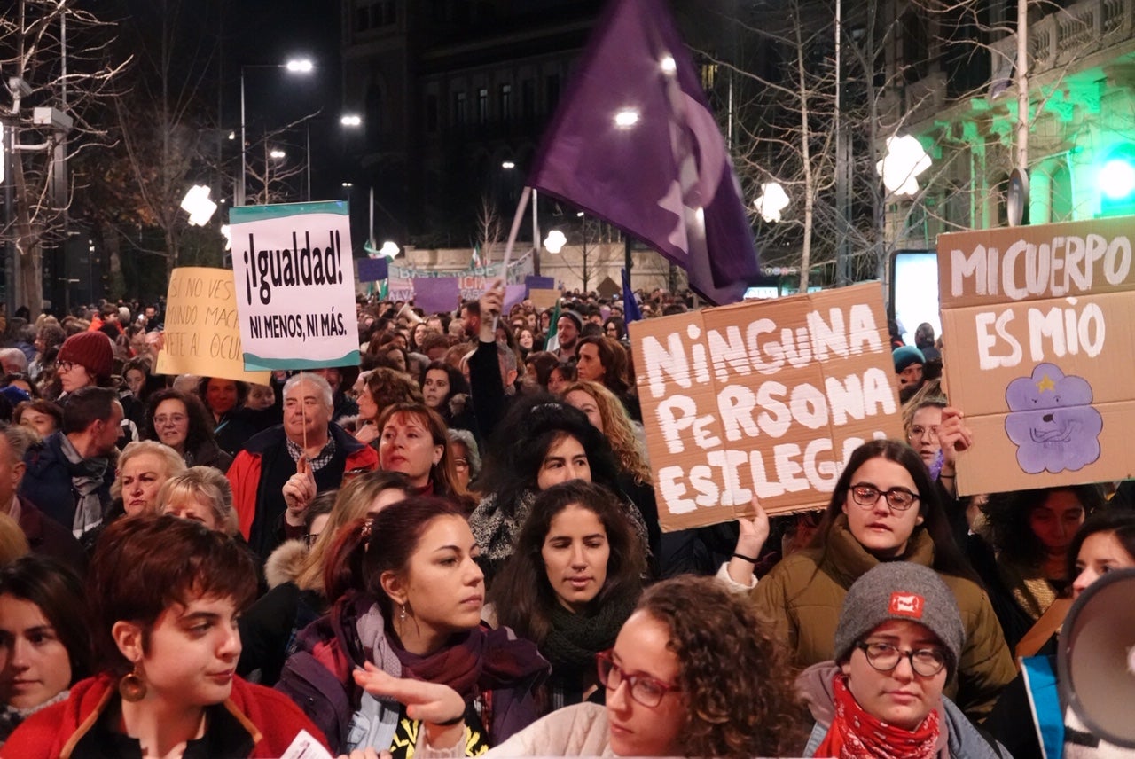 Gran Vía está cortada por la concentración, que irá en manifestación hasta plaza del Carmen