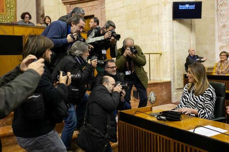 El líder del PP andaluz protagoniza el acto de investidura en el Parlamento