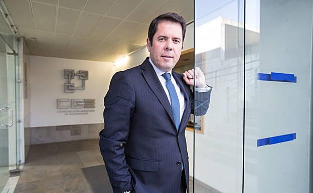 Gerardo Cuerva, en la sede de la Confederación Granadina de Empresarios. 