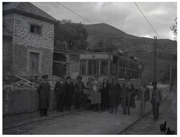 Obras de construcción de la estación de Pinos Genil. 1943