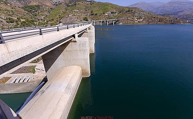 La presa de Rules terminó de construirse en 2003