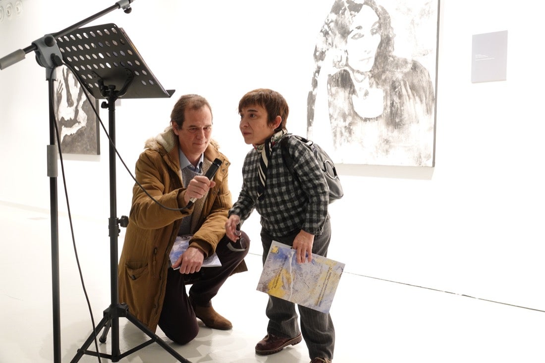 La Biblioteca de Andalucía acoge la exposición 'Palabras más allá del liezo', en la que tres pintores interpretan los textos de trece poetas andaluces de reconocido prestigio