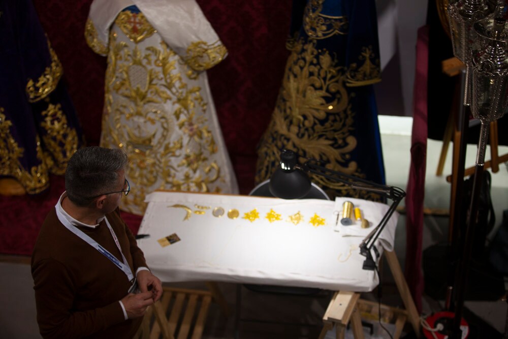 La histórica procesión Magna que sacó todos los pasos de la Semana Santa de Motril a la calle en octubre de 2017 marcó el camino y la Agrupación de Hermandades y Cofradías de Motril ha vuelto a demostrar todo lo que es capaz de hacer para reivindicar la grandeza de la Semana Mayor motrileña con 'Feriarco'