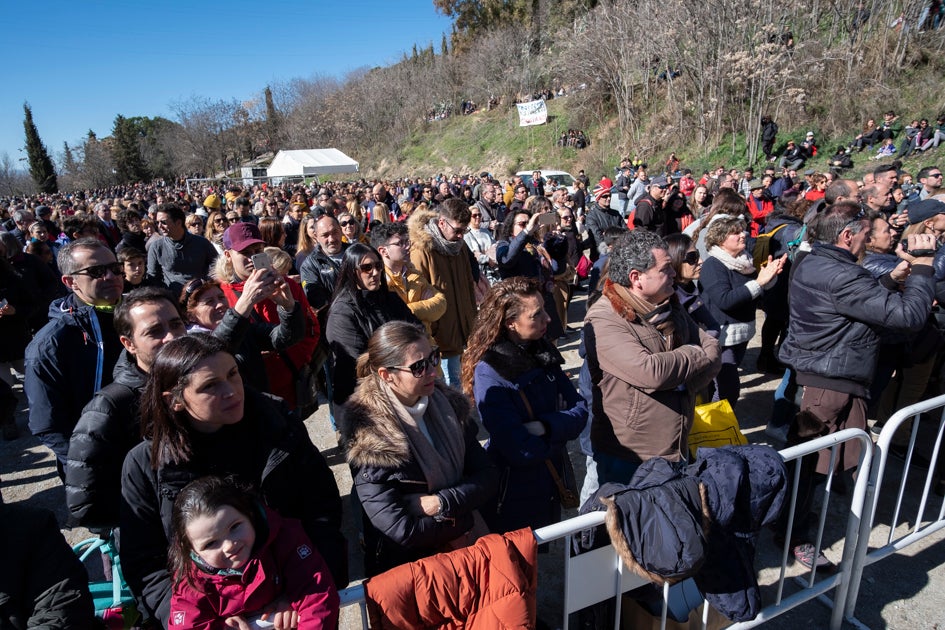 La celebración del patrón de Granada ha estado este año marcada por las alertas de nieve y frío de la Aemet