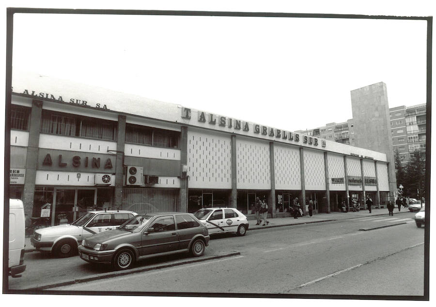 Vista exterior del edificio. 1995