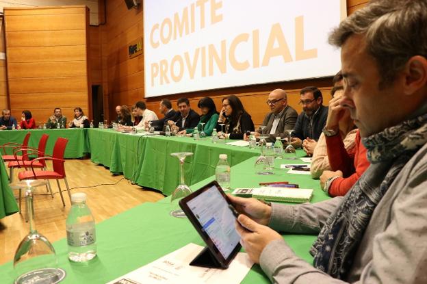 Imagen de la Ejecutiva del PSOE durante el Comité provincial.