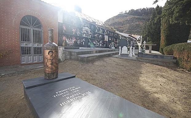 Imagen. Las imágene4s de la 'tumba del vino', en El Marchal 