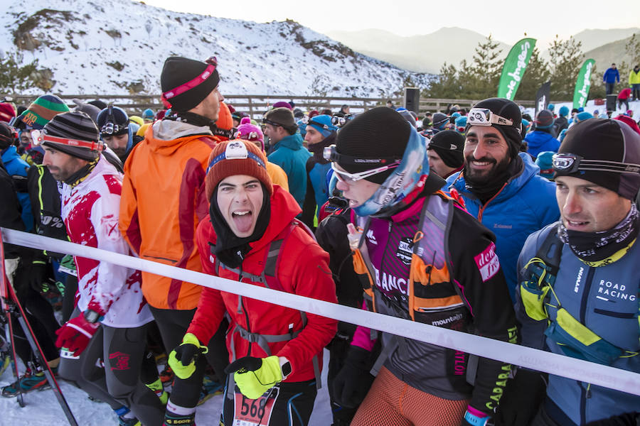 Jacob Gutiérrez arrasa en las cumbres de Sierra Nevada. El corredor de Dúrcal queda campeón de España de snow running por segundo año consecutivo y mejora su crono en catorce minutos