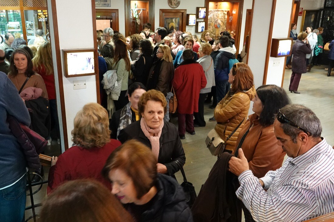 Miles de personas se han dado cita este sábado, como cada 9 de febrero, en el convento de los frailes Capuchinos,