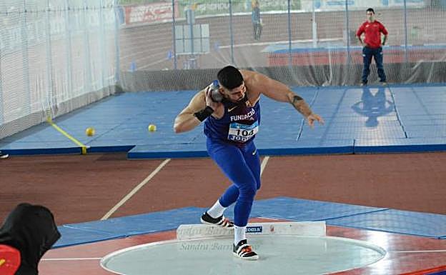 El motrileño Lorenzo Hernández, campeón nacional promesa de peso