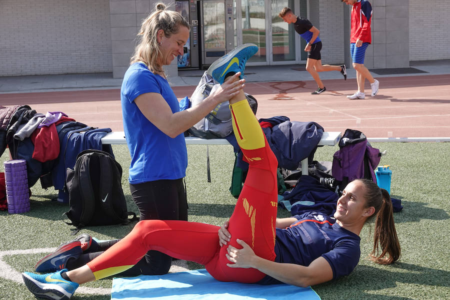 Los atletas granadinos ultiman ya su preparación para el Campeonato de España absoluto de atletismo que se celebrará este fin de semana en Antequera. Los representantes de Granada en esta cita son Laura Bueno, Ignacio Fontes, David Jiménez, Arián Téllez o Dani Rodríguez