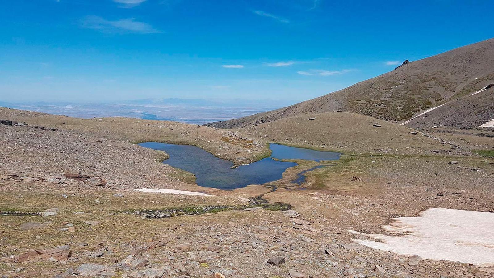 Laguna Lavaderos de la Reina