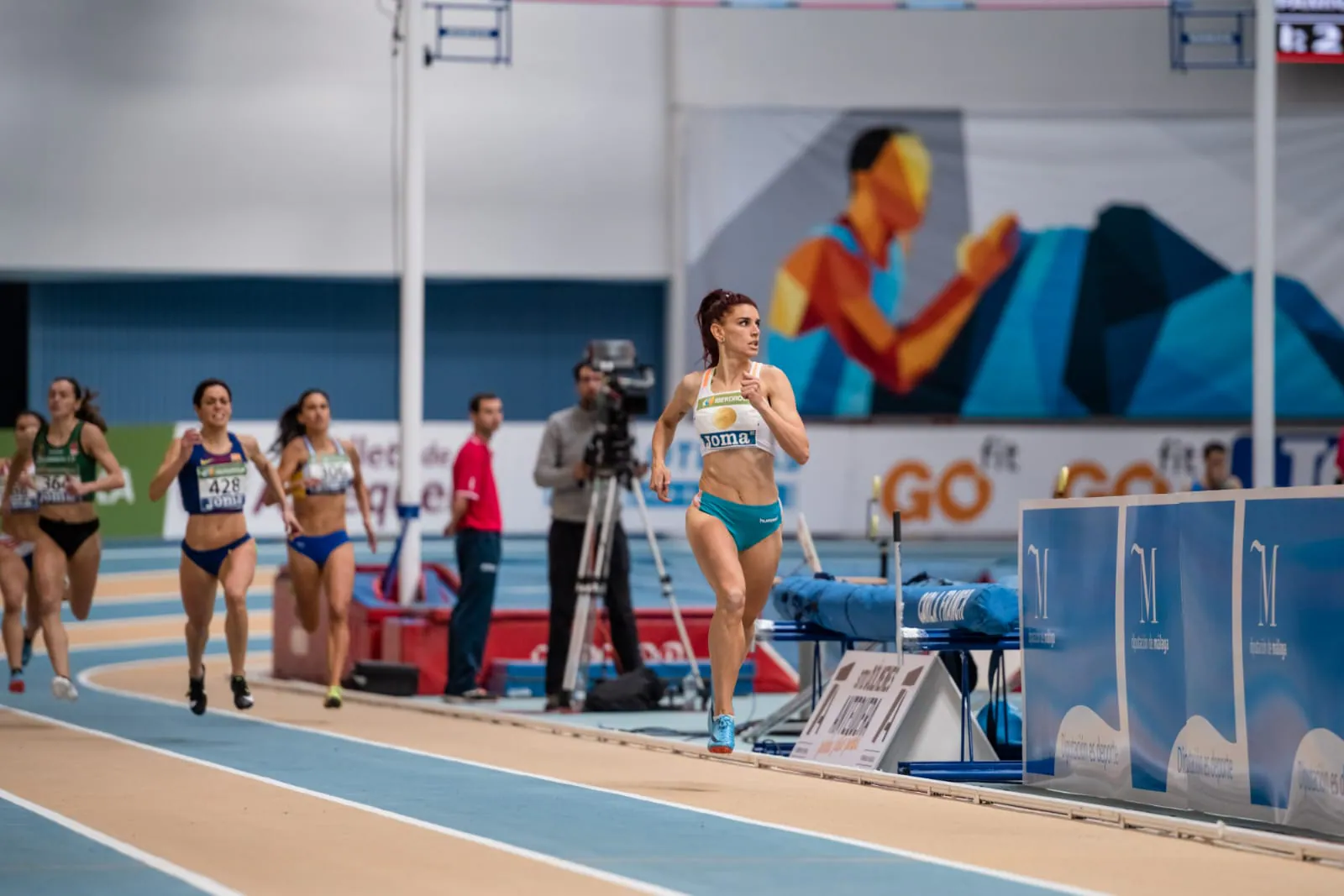 Laura Bueno gobierna su semifinal. 