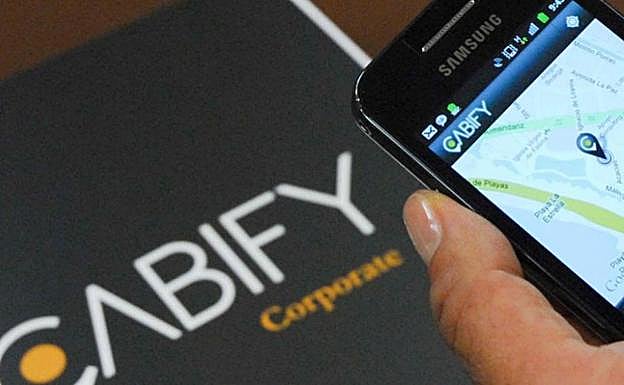 Uber y Cabify, obligadas a notificar todos sus viajes a un registro público desde el 1 de marzo