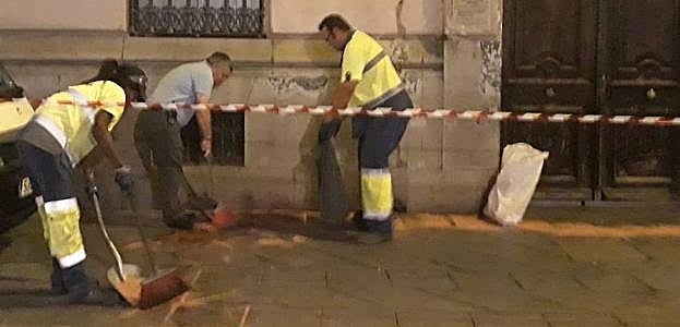 Lugar donde fue apuñalado un menor de 15 años en Carrera de la Virgen en agosto..