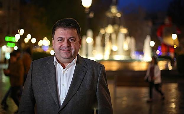 Santiago Carbó, expresidente del Consejo Social de la ciudad de Granada.