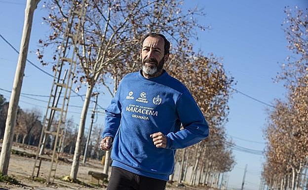 Enrique Carmona, el atleta incombustible de Maracena. 