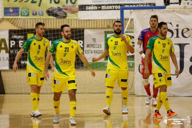 Los amarillos juegan en Paterna el último partido antes de la Copa de España.