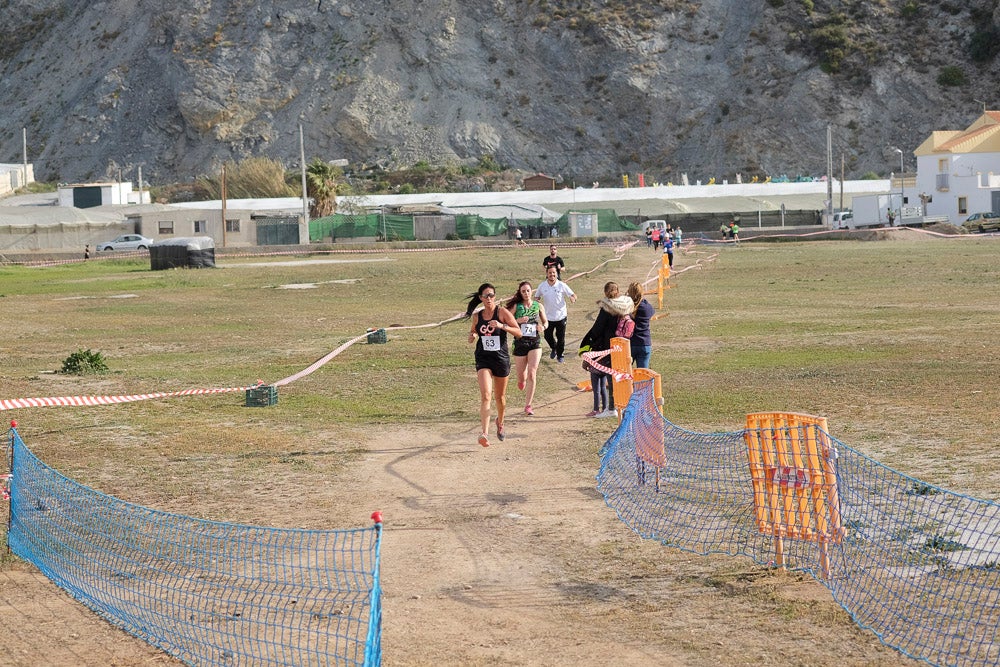 Desde la ELA de Carchuna-Calahonda apoyan las iniciativas que fomentan los hábitos de vida saludables y, como es en este caso, permiten realizar actividades deportivas en familia, permitiendo la participación de personas de todas la edades