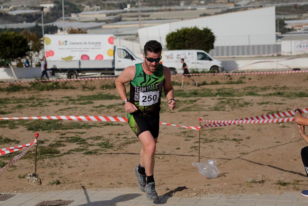 Desde la ELA de Carchuna-Calahonda apoyan las iniciativas que fomentan los hábitos de vida saludables y, como es en este caso, permiten realizar actividades deportivas en familia, permitiendo la participación de personas de todas la edades