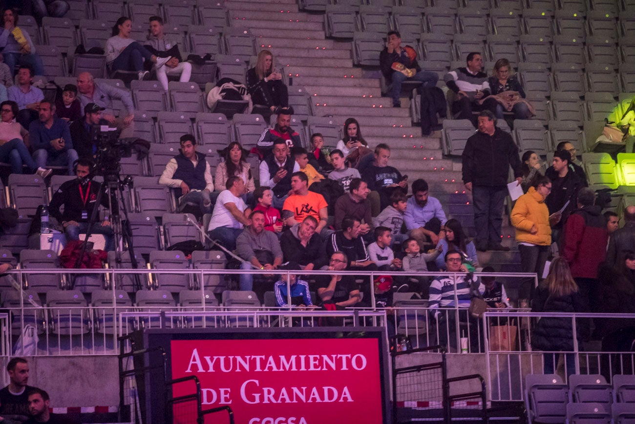 El regreso del X-Trial al Granada sumergió a los espectadores en casi tres horas de impresionantes equilibrios de pilotos avezados