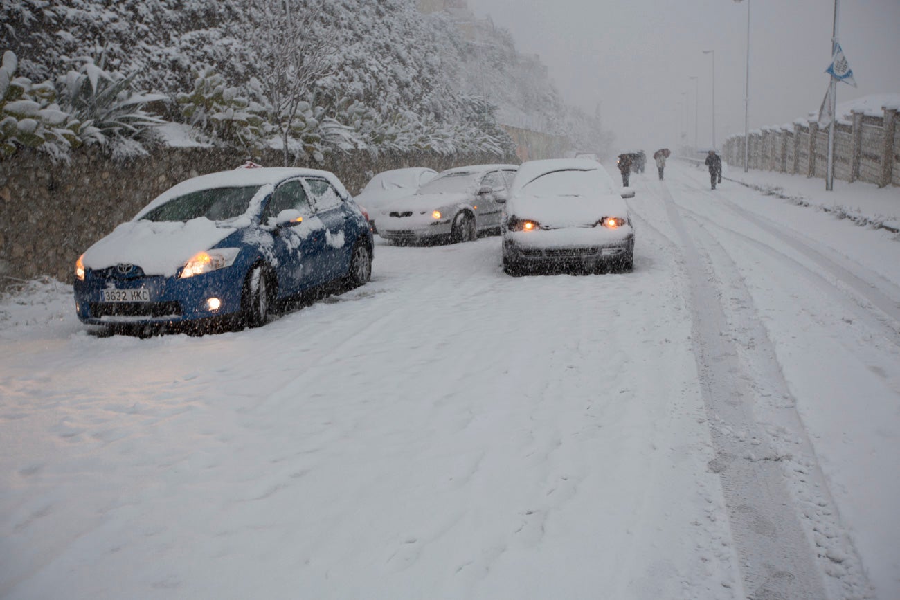 Las nevadas sobre Granada han dejado siempre unas estampas de espectacualr belleza. Recogemos ahora una serie de fotografías de incuestionable valor.