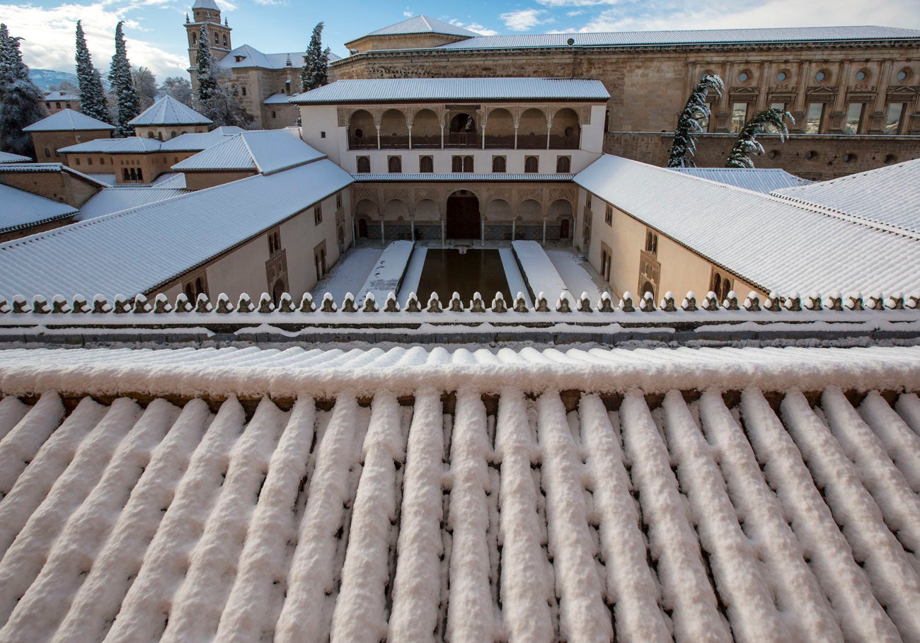 Las nevadas sobre Granada han dejado siempre unas estampas de espectacualr belleza. Recogemos ahora una serie de fotografías de incuestionable valor.