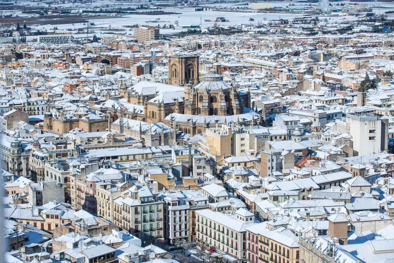 Las nevadas sobre Granada han dejado siempre unas estampas de espectacualr belleza. Recogemos ahora una serie de fotografías de incuestionable valor.