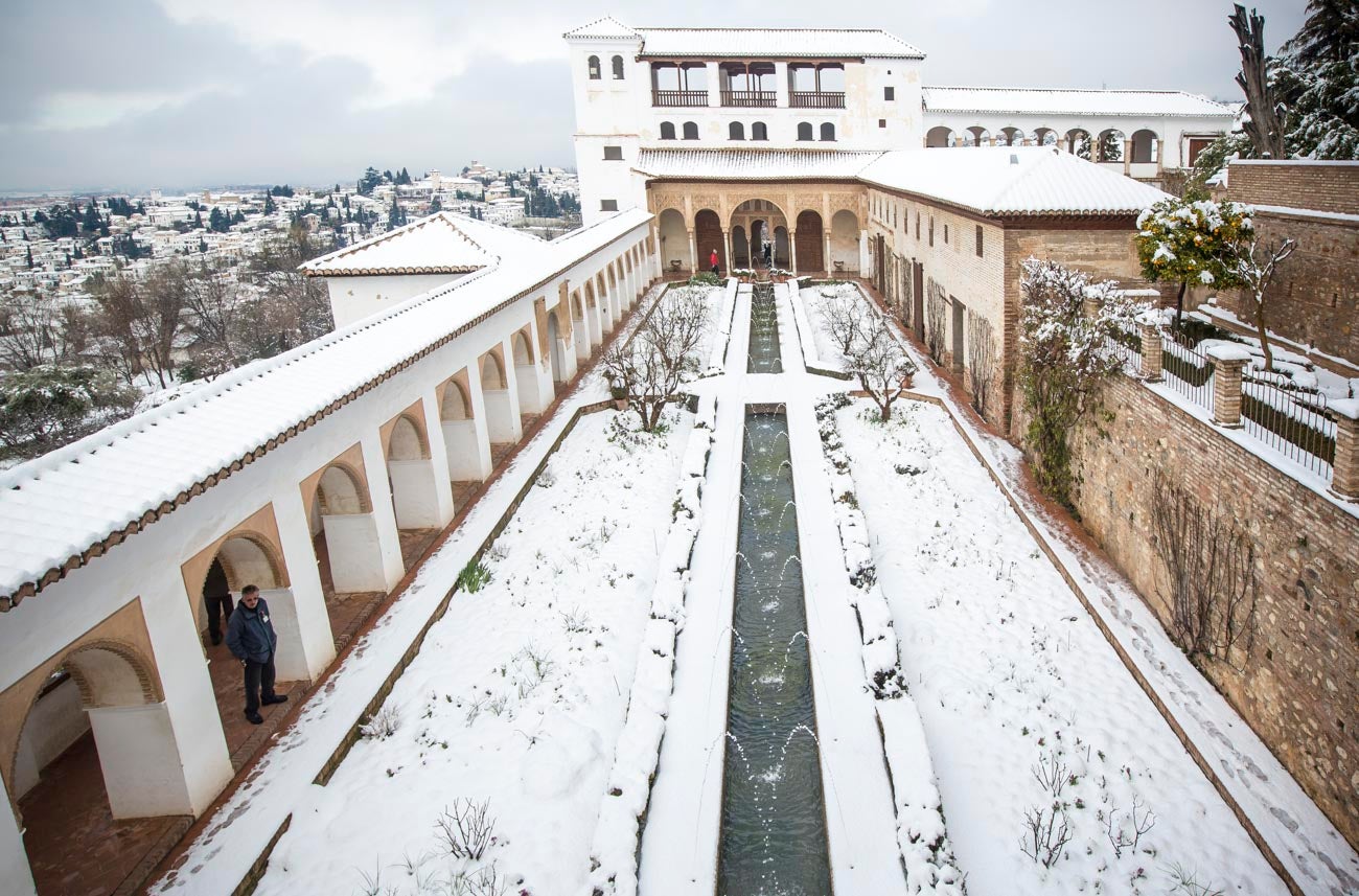 Las nevadas sobre Granada han dejado siempre unas estampas de espectacualr belleza. Recogemos ahora una serie de fotografías de incuestionable valor.