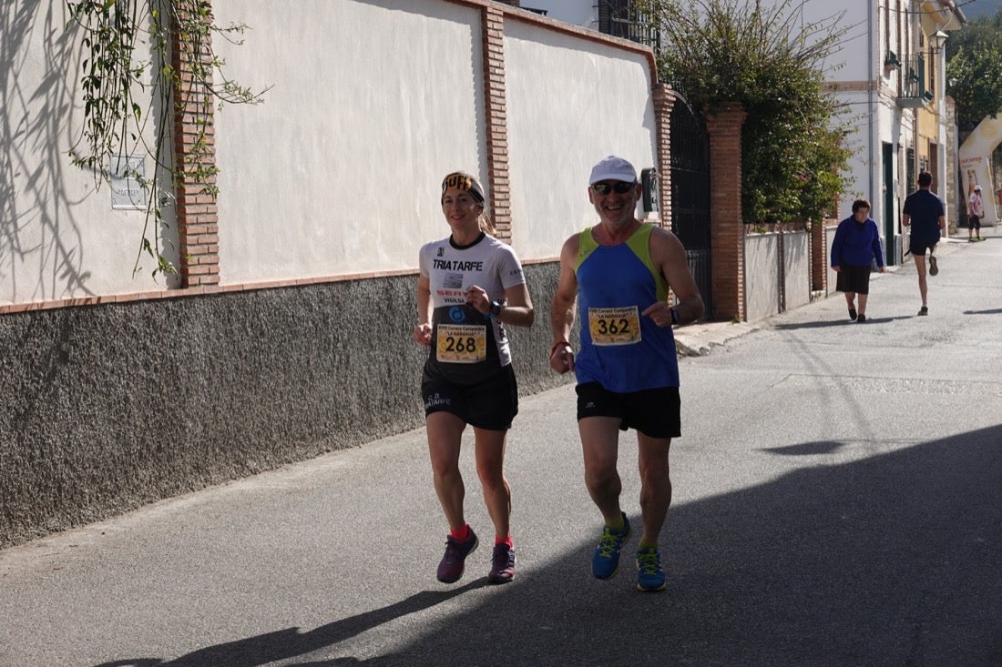 El Valle de Lecrín acoge una modesta carrera con 350 participantes entre corredores absolutos, senderistas y chiquillos