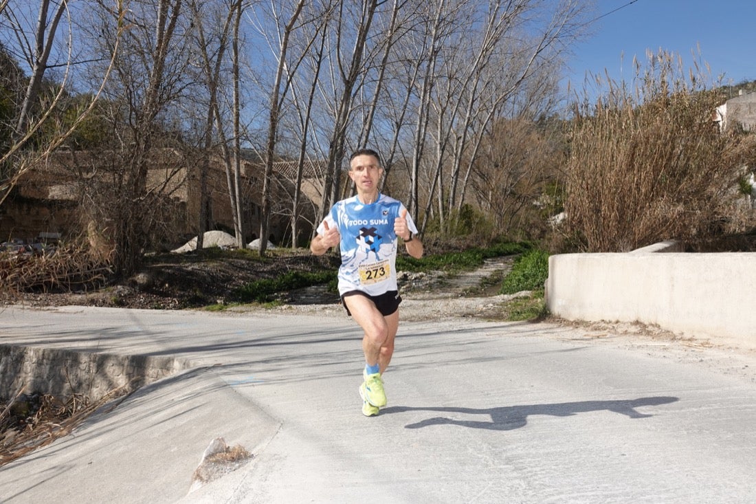 El Valle de Lecrín acoge una modesta carrera con 350 participantes entre corredores absolutos, senderistas y chiquillos
