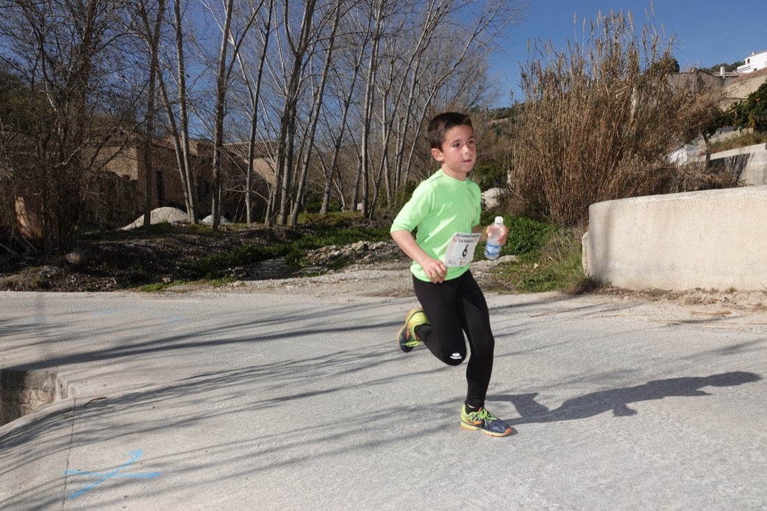 El Valle de Lecrín acoge una modesta carrera con 350 participantes entre corredores absolutos, senderistas y chiquillos