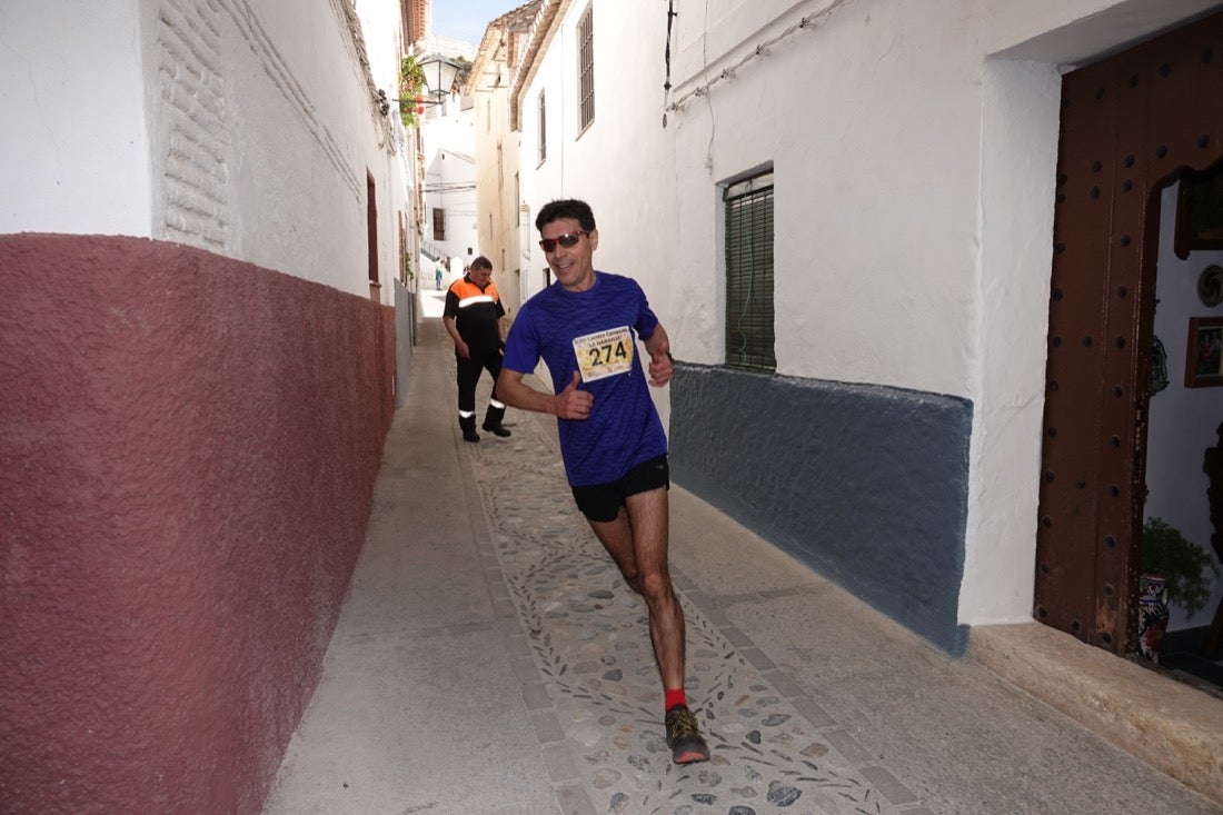 El Valle de Lecrín acoge una modesta carrera con 350 participantes entre corredores absolutos, senderistas y chiquillos