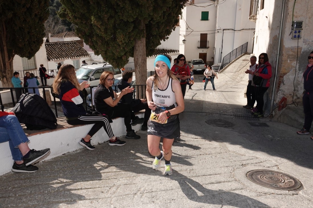 El Valle de Lecrín acoge una modesta carrera con 350 participantes entre corredores absolutos, senderistas y chiquillos