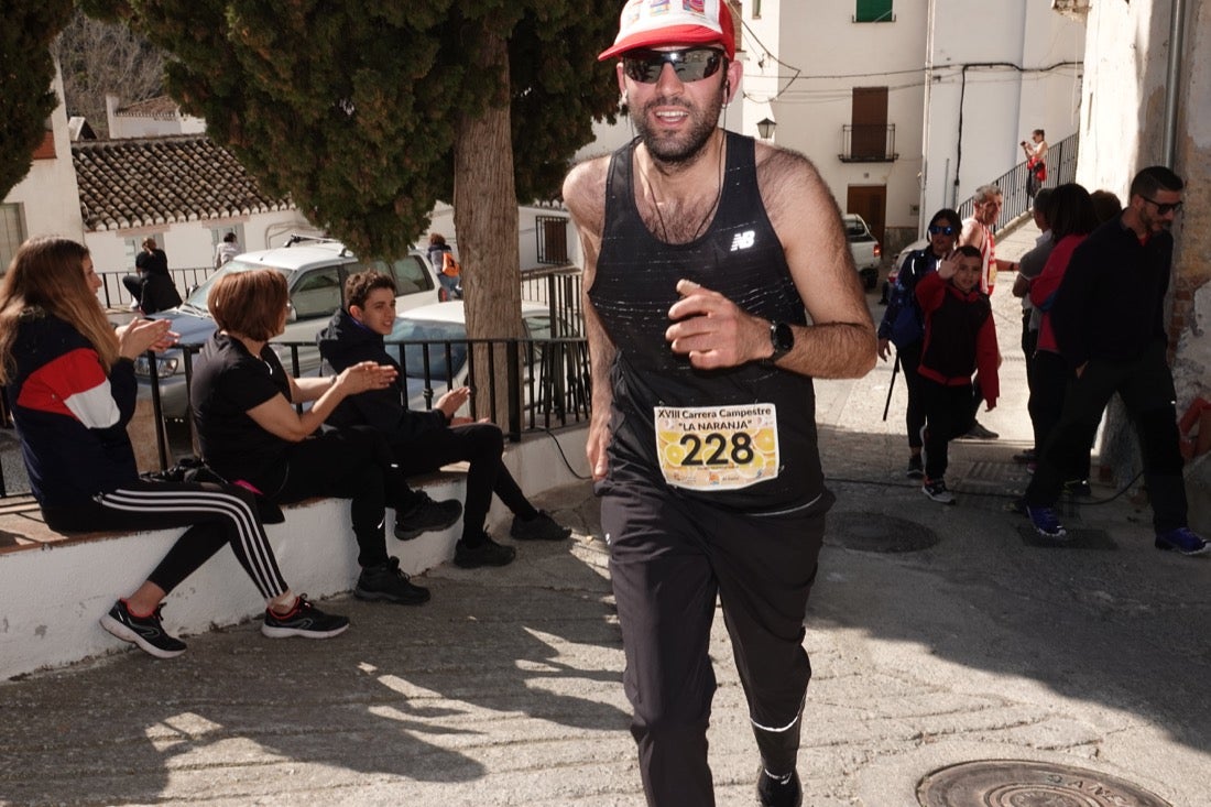 El Valle de Lecrín acoge una modesta carrera con 350 participantes entre corredores absolutos, senderistas y chiquillos