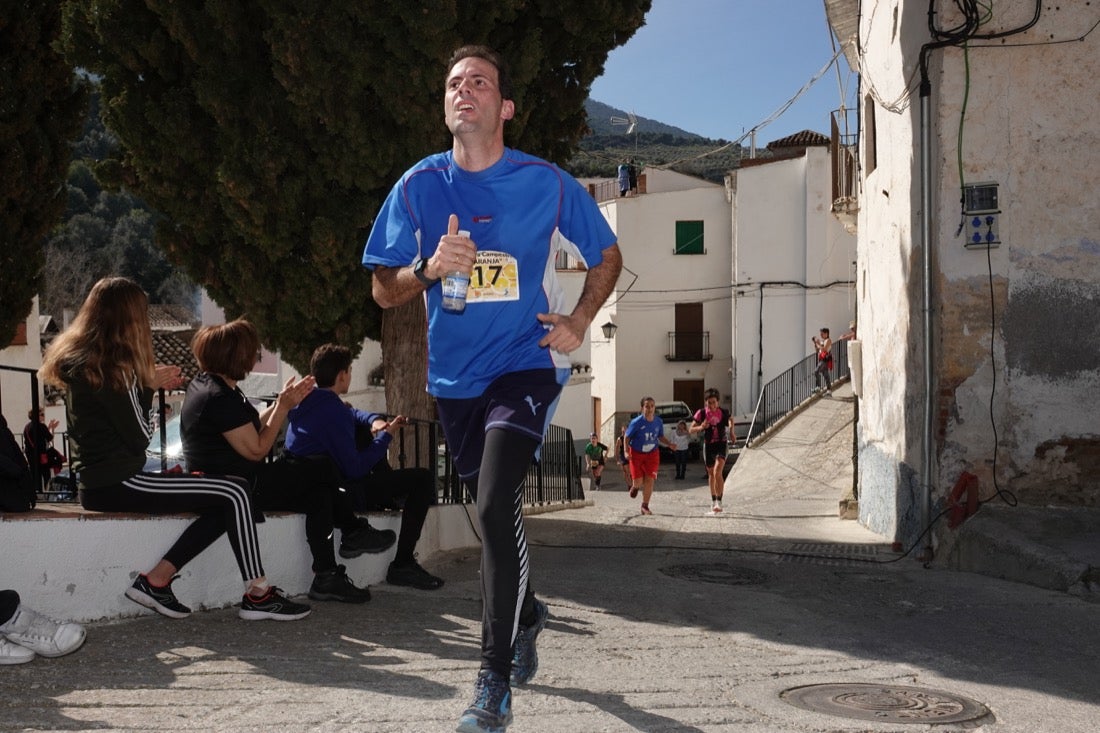 El Valle de Lecrín acoge una modesta carrera con 350 participantes entre corredores absolutos, senderistas y chiquillos