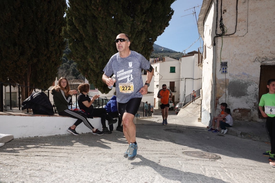 El Valle de Lecrín acoge una modesta carrera con 350 participantes entre corredores absolutos, senderistas y chiquillos