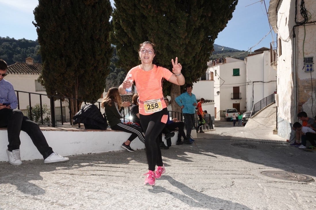 El Valle de Lecrín acoge una modesta carrera con 350 participantes entre corredores absolutos, senderistas y chiquillos