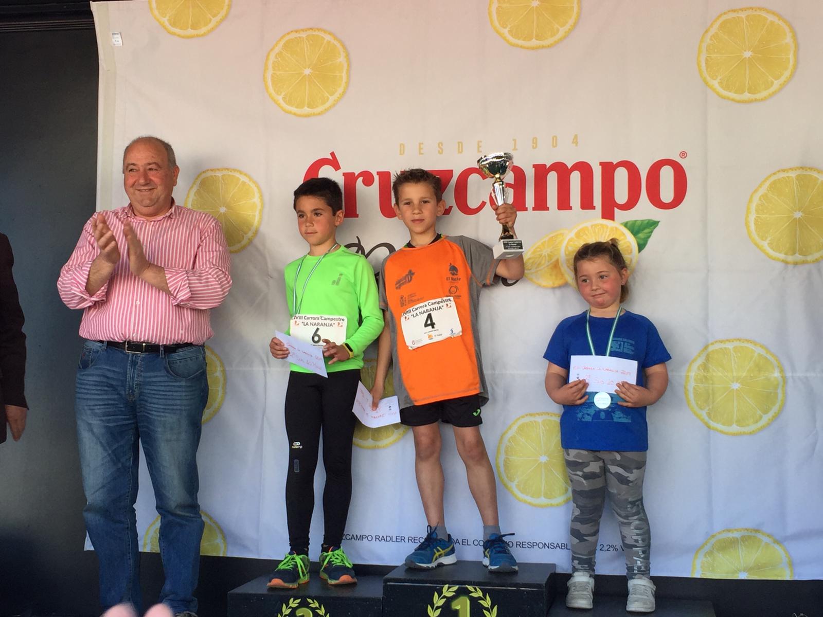 El Valle de Lecrín acoge una modesta carrera con 350 participantes entre corredores absolutos, senderistas y chiquillos