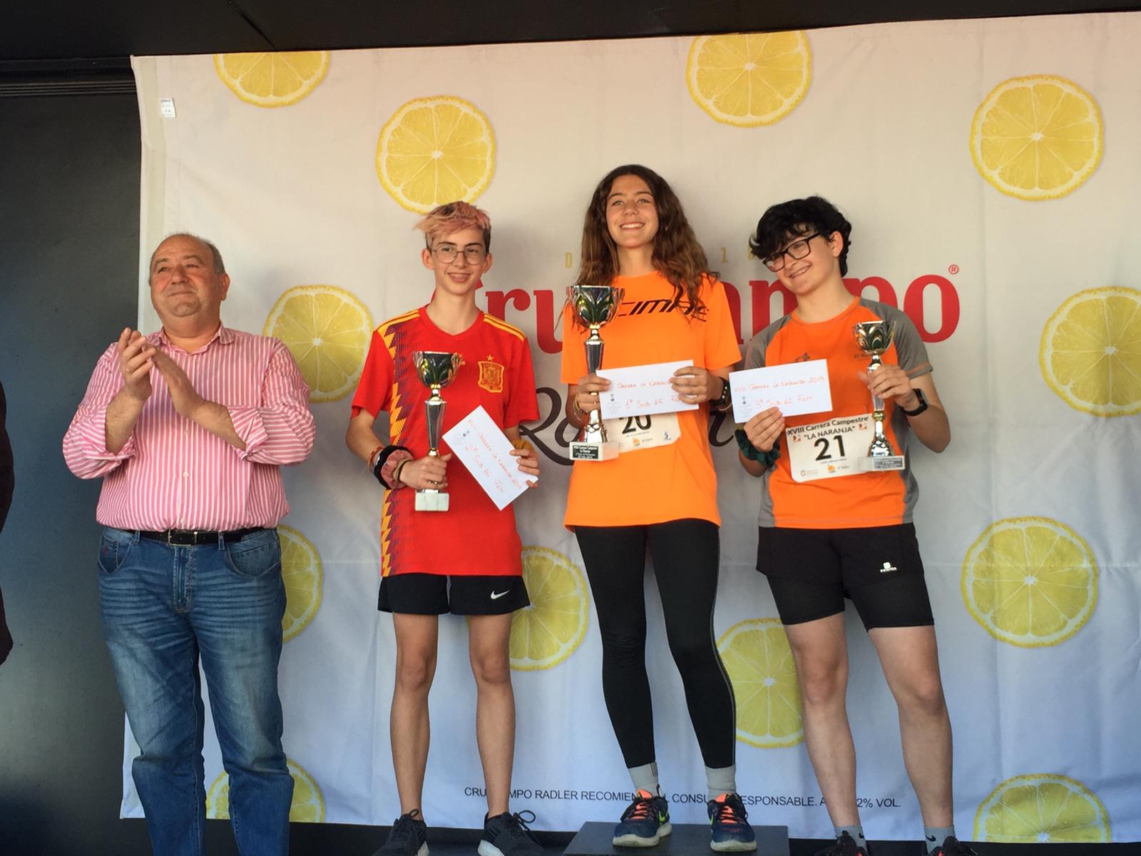 El Valle de Lecrín acoge una modesta carrera con 350 participantes entre corredores absolutos, senderistas y chiquillos