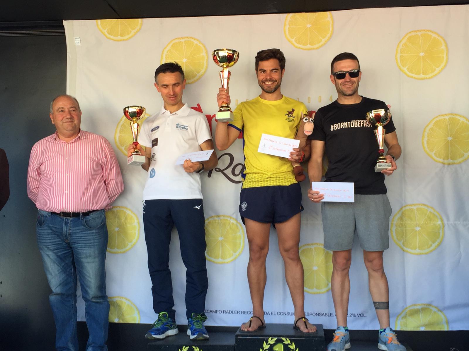 El Valle de Lecrín acoge una modesta carrera con 350 participantes entre corredores absolutos, senderistas y chiquillos