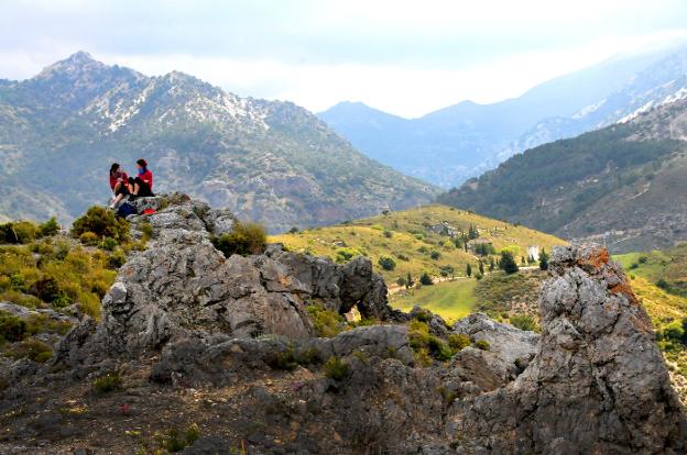 Planes en la naturaleza para aprovechar el puente de Andalucía en la provincia de Granada