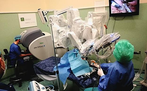 Simulación realizada con el robot Da Vinci