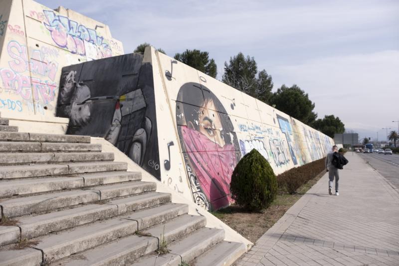 Cordobesa pero residente en Granada durante varios años, su recuerdo sigue vivo en un enorme mural próximo a la Estación de Autobuses