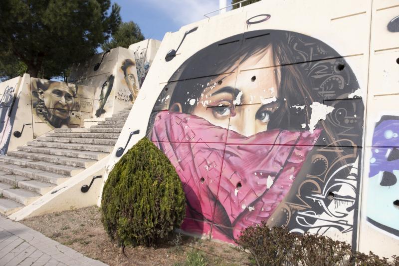 Cordobesa pero residente en Granada durante varios años, su recuerdo sigue vivo en un enorme mural próximo a la Estación de Autobuses