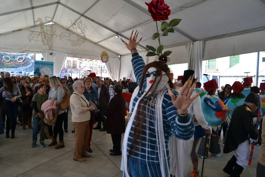 Juani Castillo y Remedios Extremera pregonan el carnaval rural de Alhama que se prolongará con otras tres jornadas