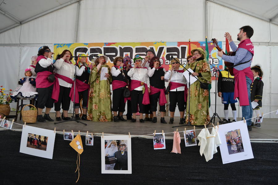 Juani Castillo y Remedios Extremera pregonan el carnaval rural de Alhama que se prolongará con otras tres jornadas