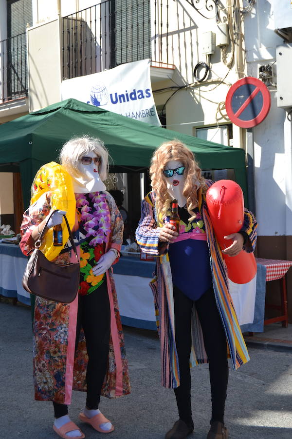 Juani Castillo y Remedios Extremera pregonan el carnaval rural de Alhama que se prolongará con otras tres jornadas