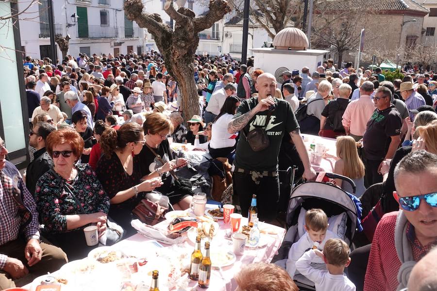 Total en la fiesta de la Asadura de Güéjar Sierra que cumple ya veinticuatro ediciones y se ha convertido en una de las grandes citas de la temporada